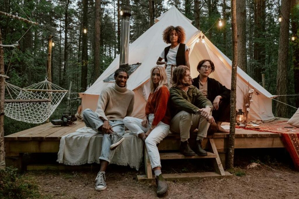 What Are the Most Effective Lighting Options for Camping?